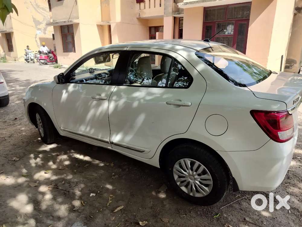 Maruti Suzuki Dzire 2018 Diesel 91237 Km Driven...new Tyre
