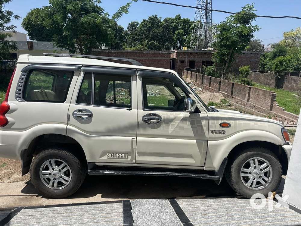 Mahindra Diesel Car 2013