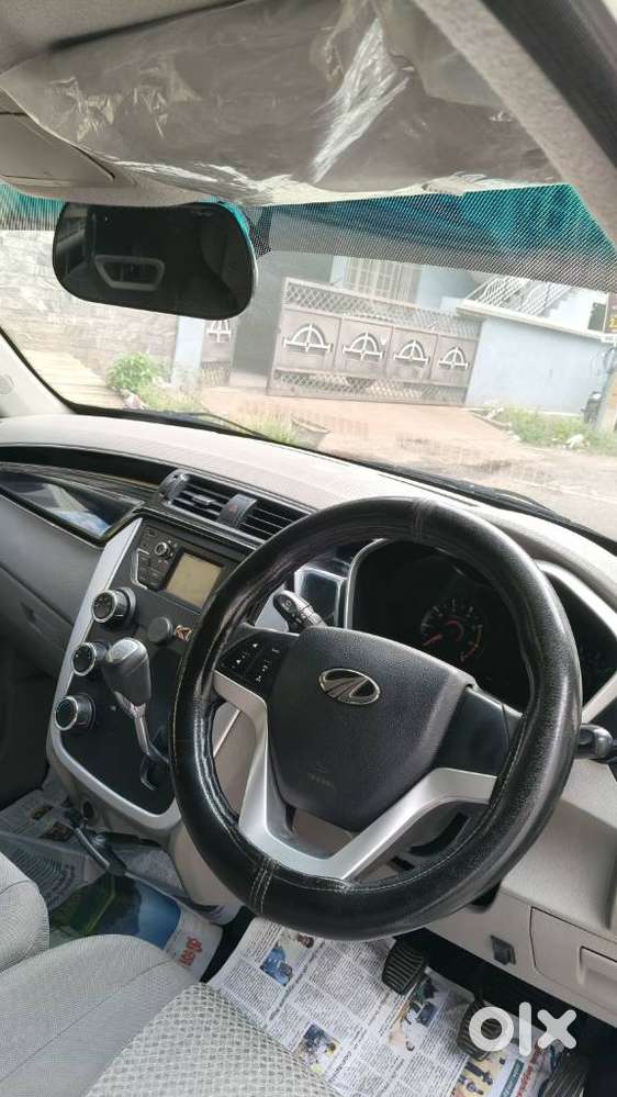 Mahindra Kuv 100 2016-2017 Mfalcon G80 K8 5str, 2017, Petrol