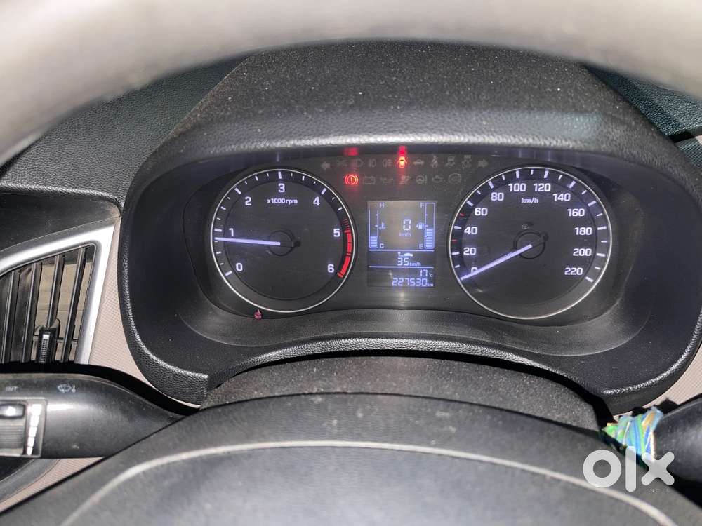 Hyundai Creta 2017 Diesel 220000 Km Driven