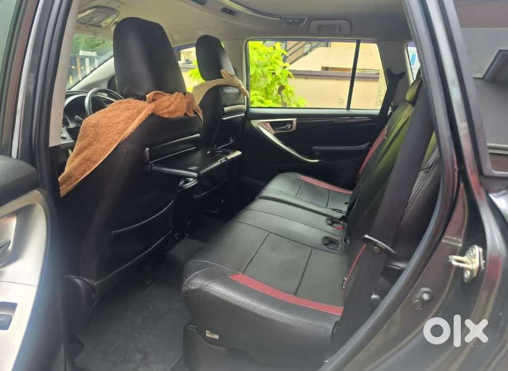 Toyota Innova Crysta 2.4 V 8 Str, 2019, Diesel