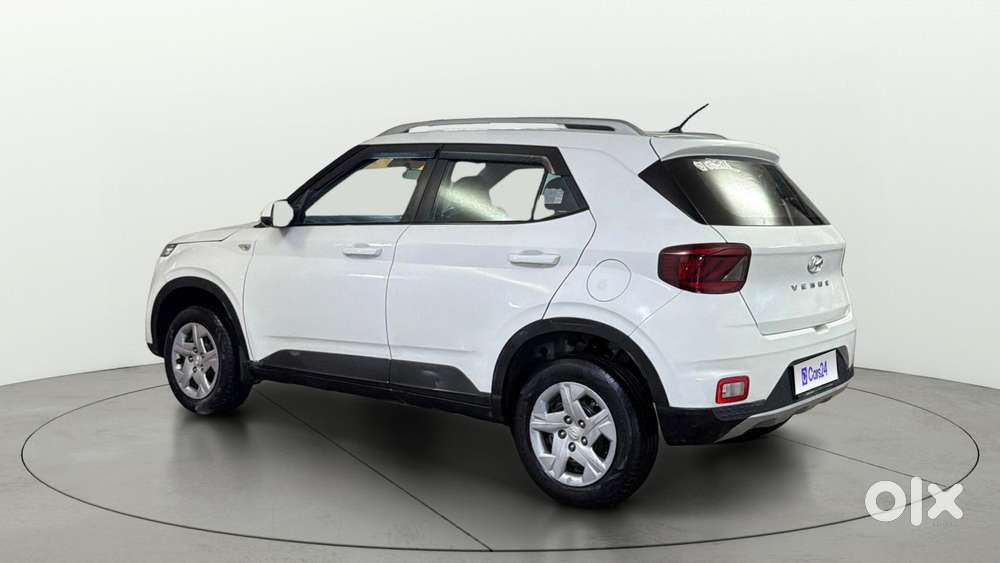 Hyundai Venue 1.2 S Plus, 2022, Petrol