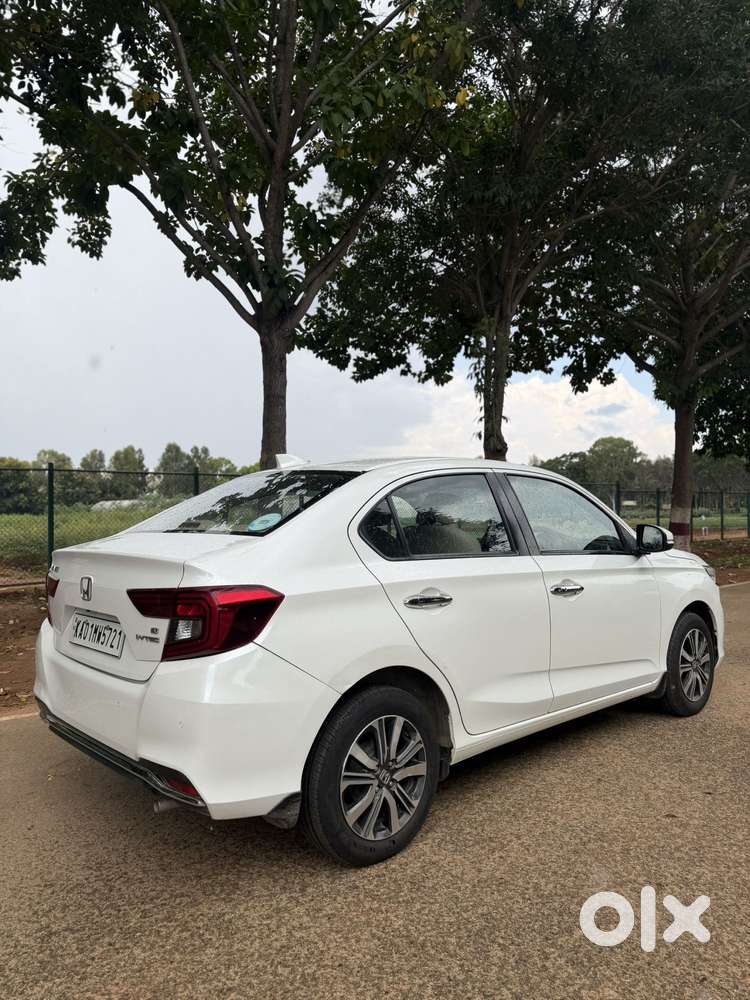 Honda Amaze 2nd Gen VX, 2021, Petrol