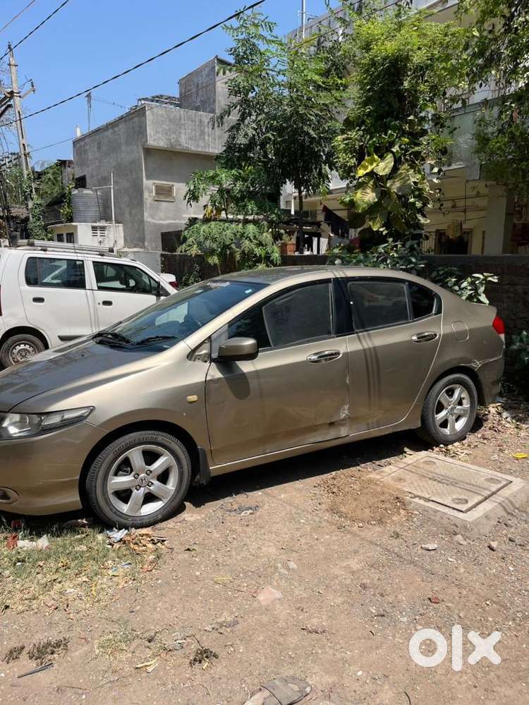 Honda City 2010 Cng & Hybrids 112000 Km Driven