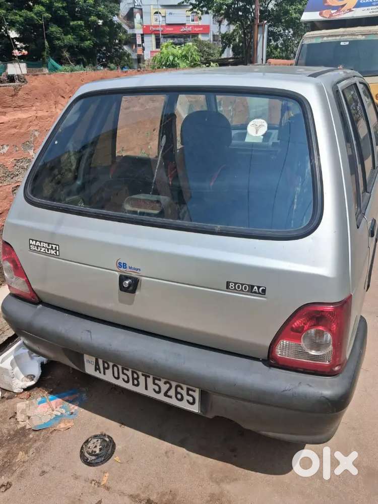 Maruti Suzuki 800 2011