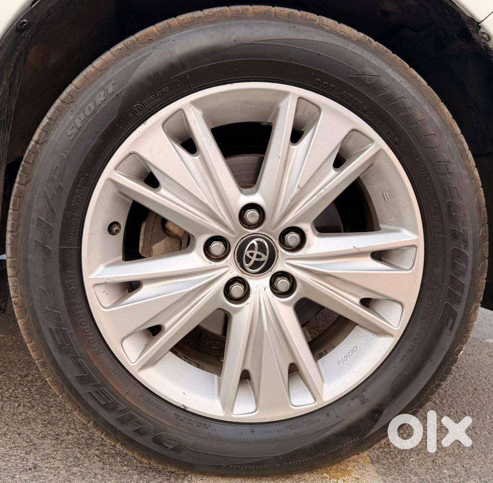 Toyota Innova Crysta