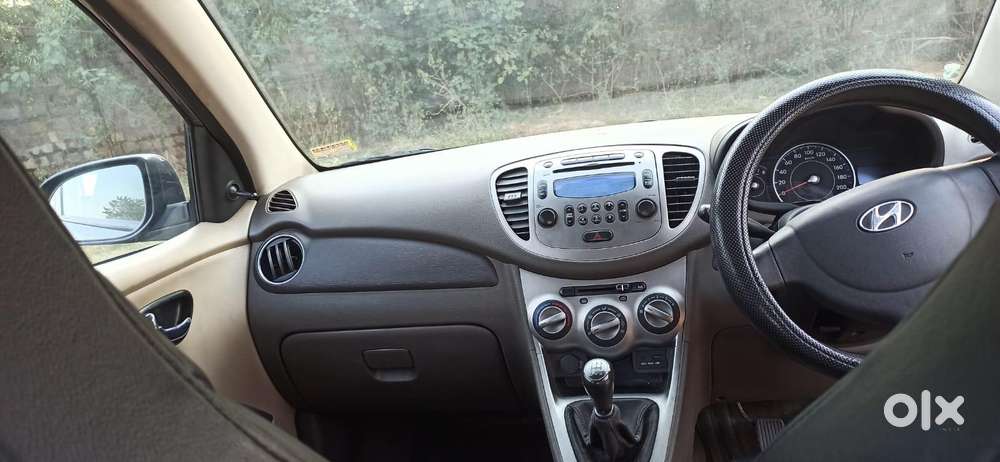 Hyundai I10 Sportz, 2014, Petrol