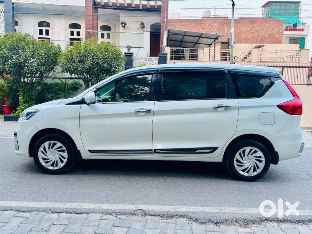 Maruti Suzuki Ertiga 2022-2023 Vxi Cng, 2023, Cng & Hybrids