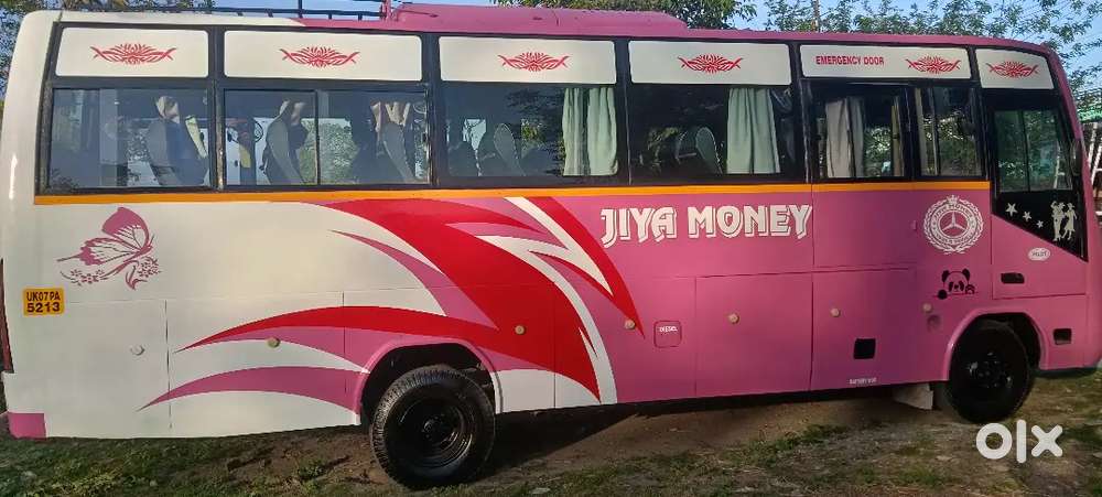 Eicher Bus Ac 33setar Hai 2016 Model Hai