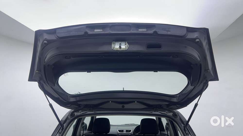 Maruti Suzuki Swift Vvt Vxi, 2016, Petrol