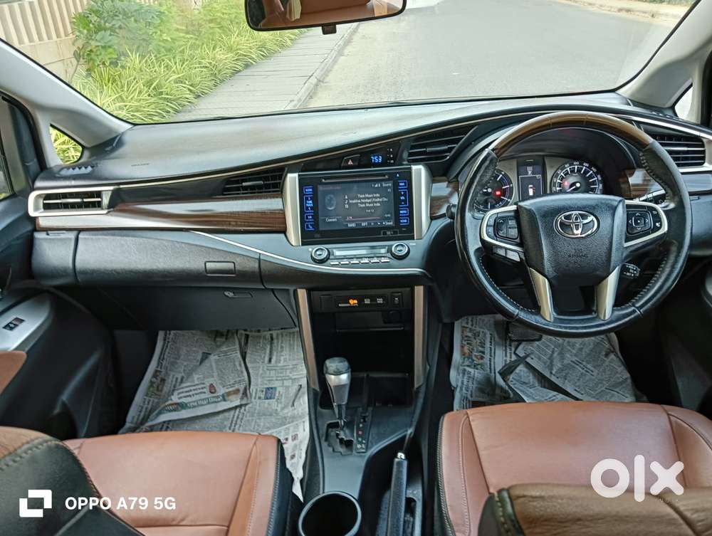 Toyota Innova Crysta 2.8 Z, 2016, Diesel