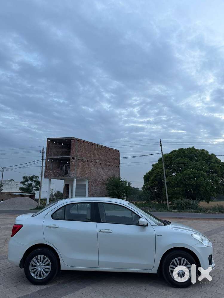 Maruti Suzuki Swift Dzire Vdi Optional, 2017, Diesel