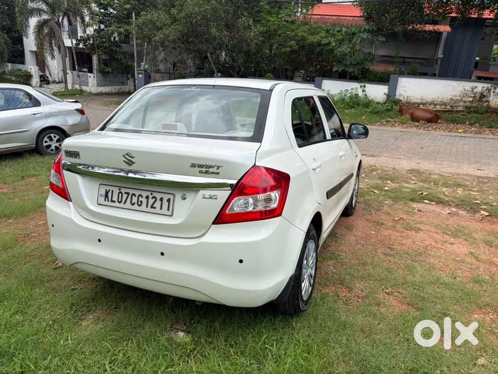 Maruti Suzuki Dzire 2016 Petrol 33000 Km Driven