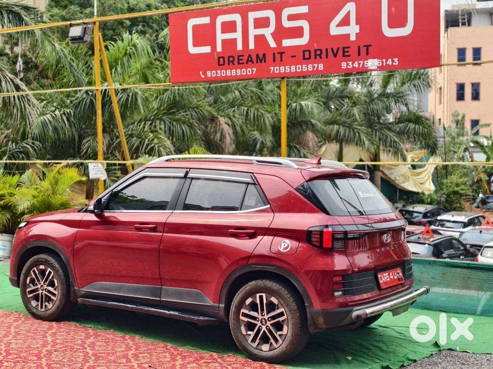 Hyundai Venue S (o) 1.2 Petrol Knight Edition, 2023, Petrol
