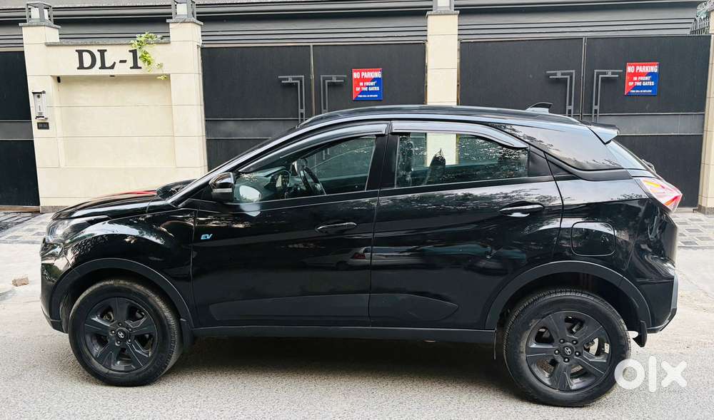Tata Nexon Ev Xz Plus Dark Edition, 2023, Electric