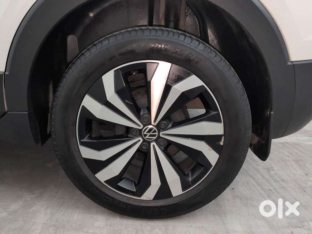 Volkswagen Taigun Topline 1.0 Tsi At (electric Seats), 2022, Petrol