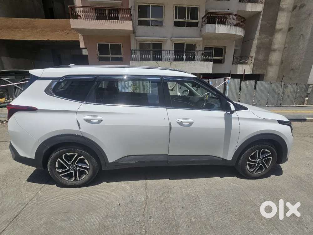 2022- Kia Carens Prestige Plus 7 Seater - Petrol- Manual- Fix Price