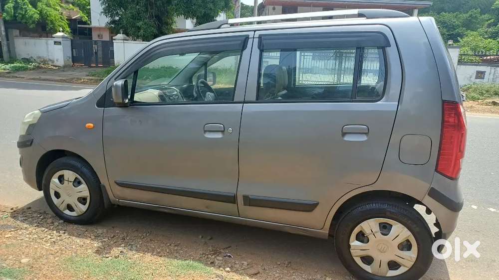 Wagon R Vxi 2014 Petrol Mint Condition Single Owner Used Car.