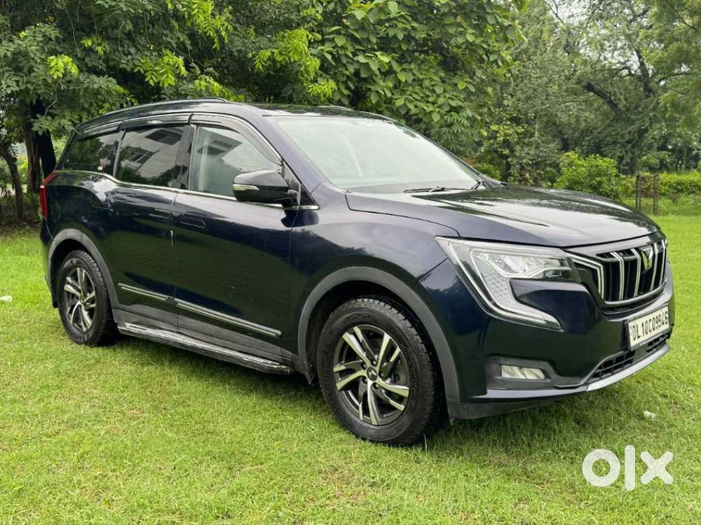 Mahindra Xuv700 2.0 Ax 5 Petrol Mt 7 Str, 2022, Petrol