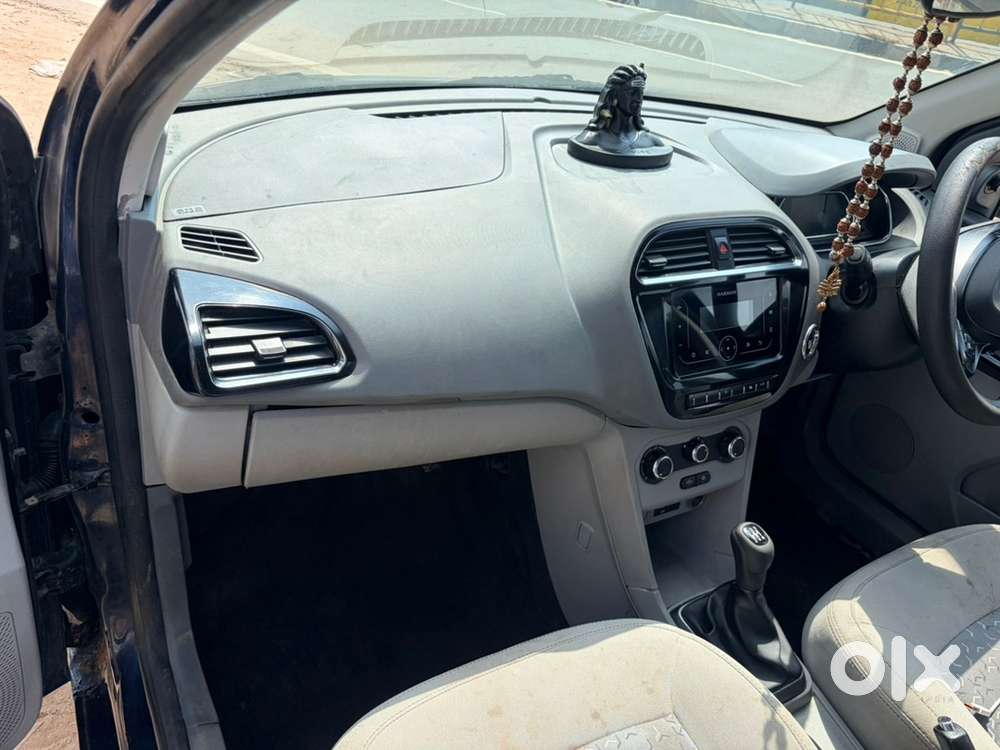 Tata Tigor Petrol 2021