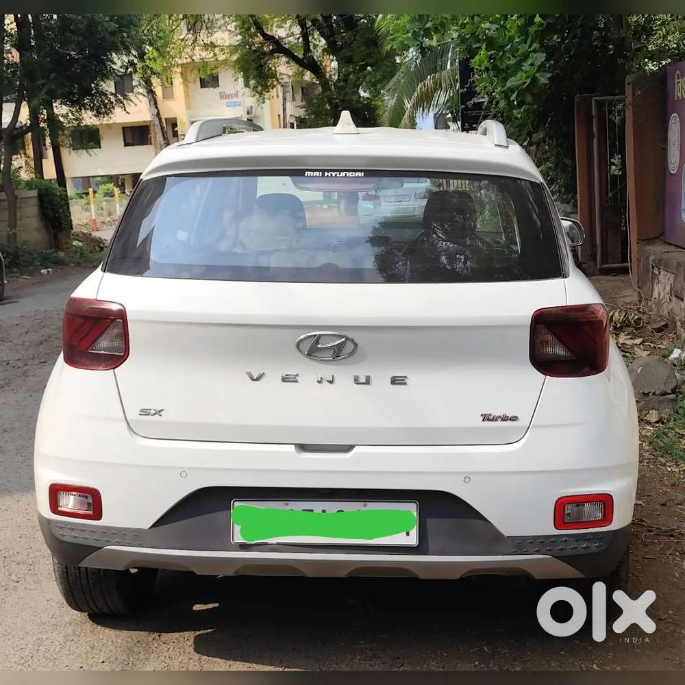Hyundai Venue 2020 Petrol Excellent Condition