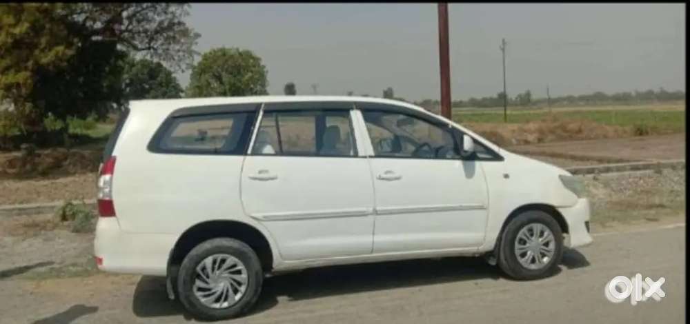 Toyota Innova 2013 Diesel 135000 Km Driven