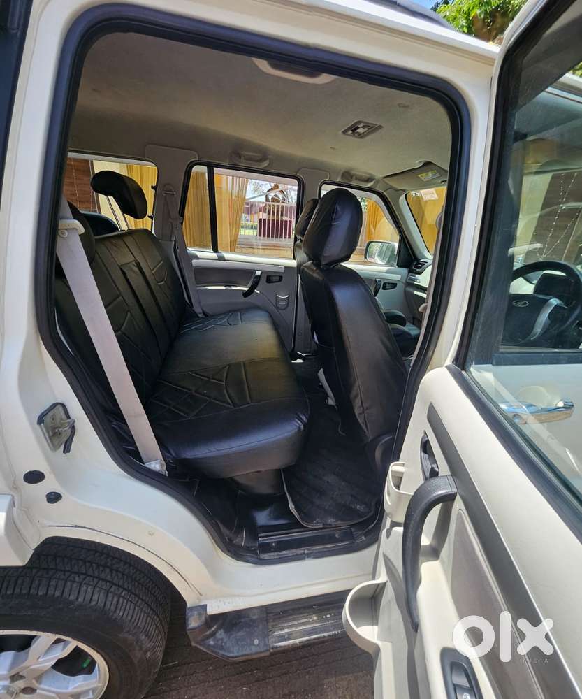 Mahindra Scorpio S10, 2015, Diesel