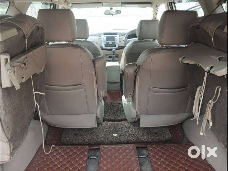 Toyota Innova 2004-2011 2.5 V Diesel 7-seater, 2013, Diesel