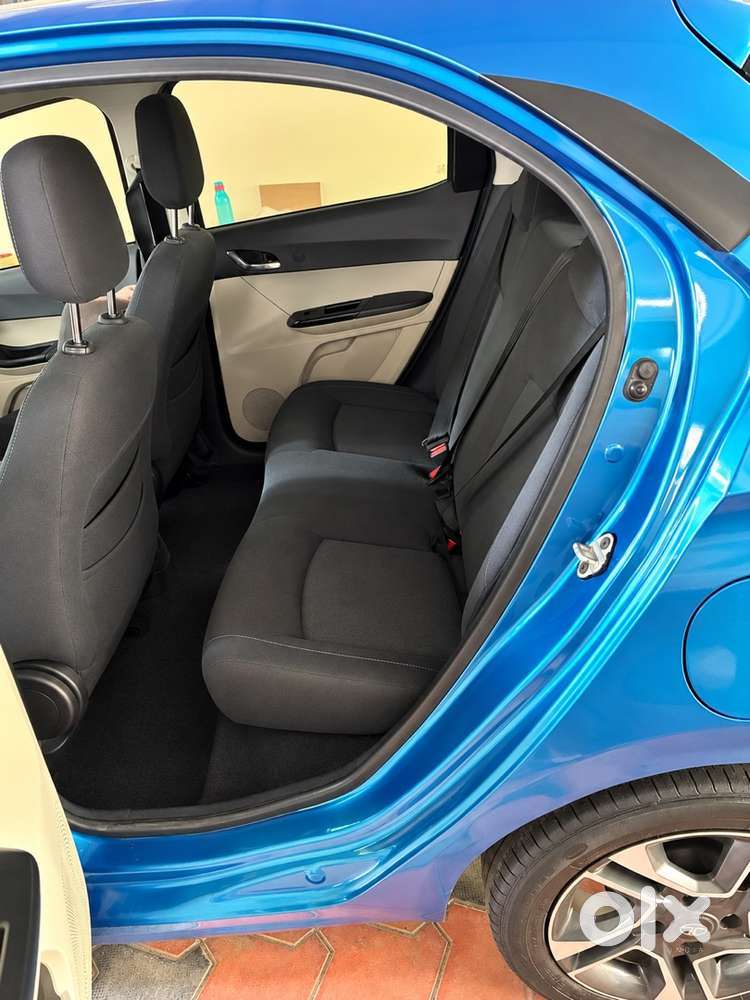 Tata Tiago Petrol 2024
