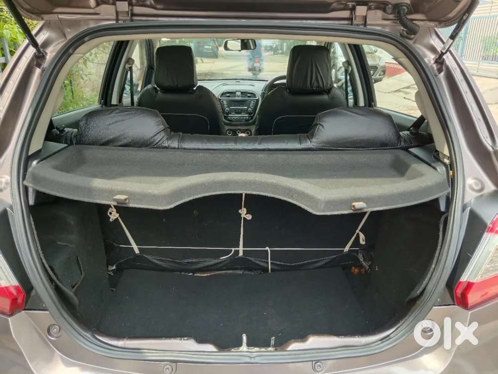 Tata Tiago Xza, 2018, Petrol