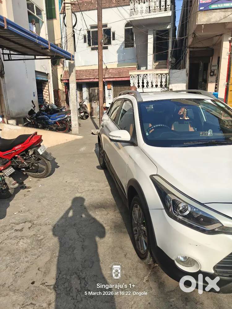Hyundai I20 Active 2016 Diesel 92000 Km Driven.