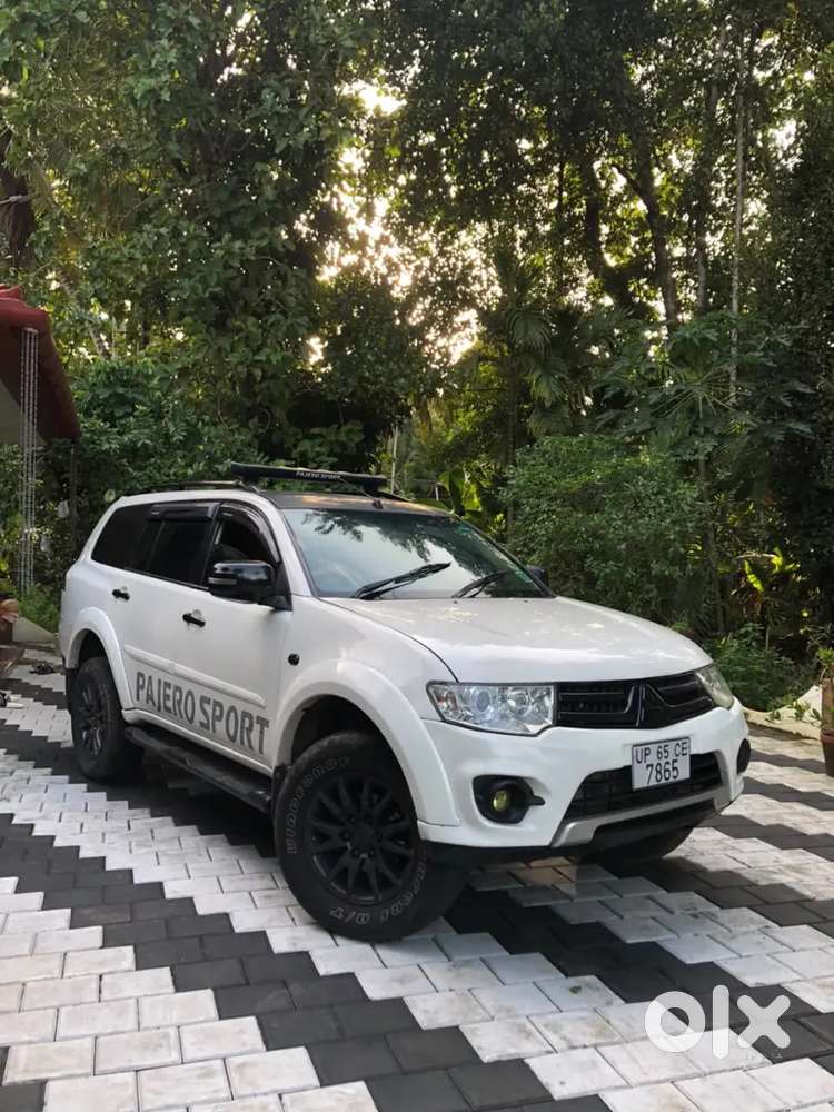 Mitsubishi Pajero Sport Automatic 4*2 2016
