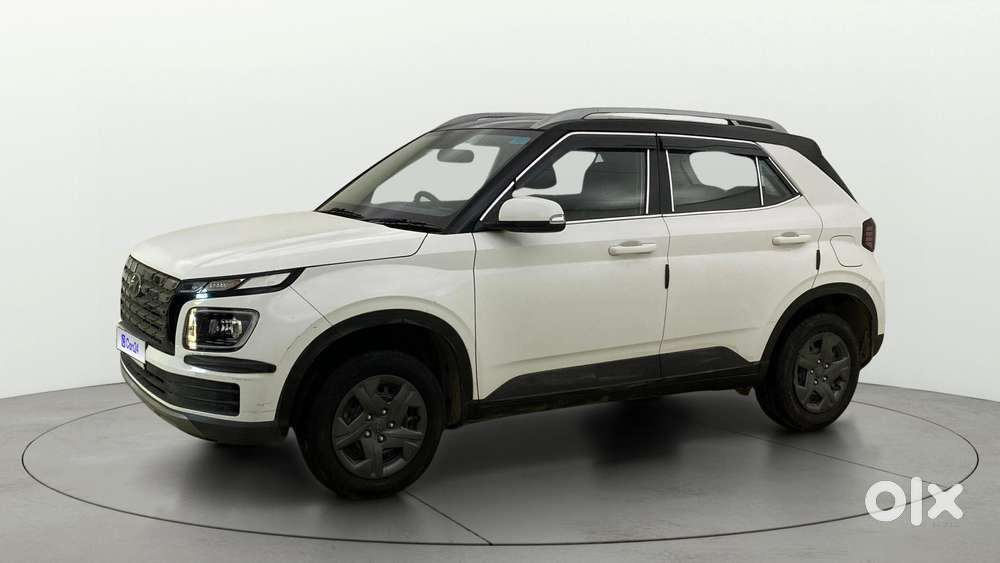 Hyundai Venue 1.2 S (o), 2023, Petrol