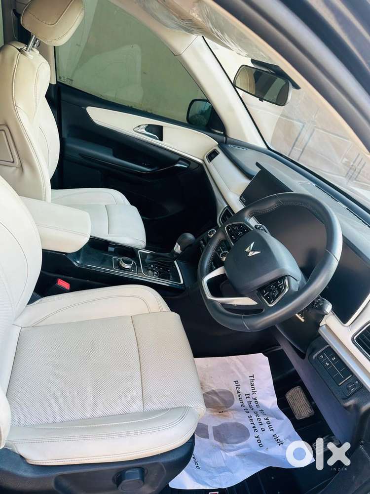 Mahindra Xuv700 2.2 Ax 7 Diesel At Str, 2024, Diesel