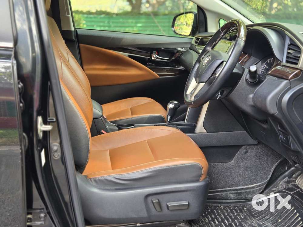 Toyota Innova Crysta [2020-ongoing] 2.4 Zx At 7 Str, 2022, Diesel