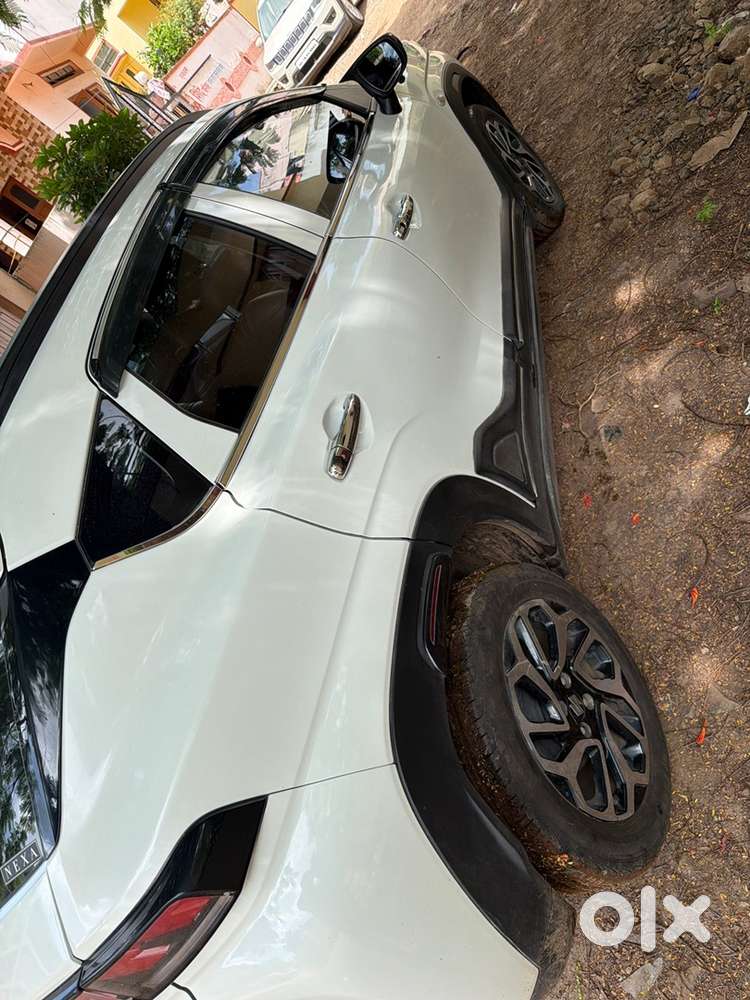 Maruti Suzuki Fronx 2024 Petrol 29500 Km Driven