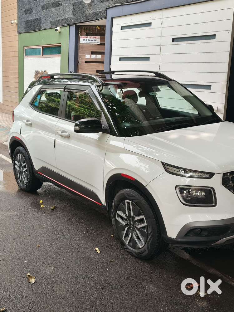 Hyundai Venue Sx Mt, 2021, Diesel