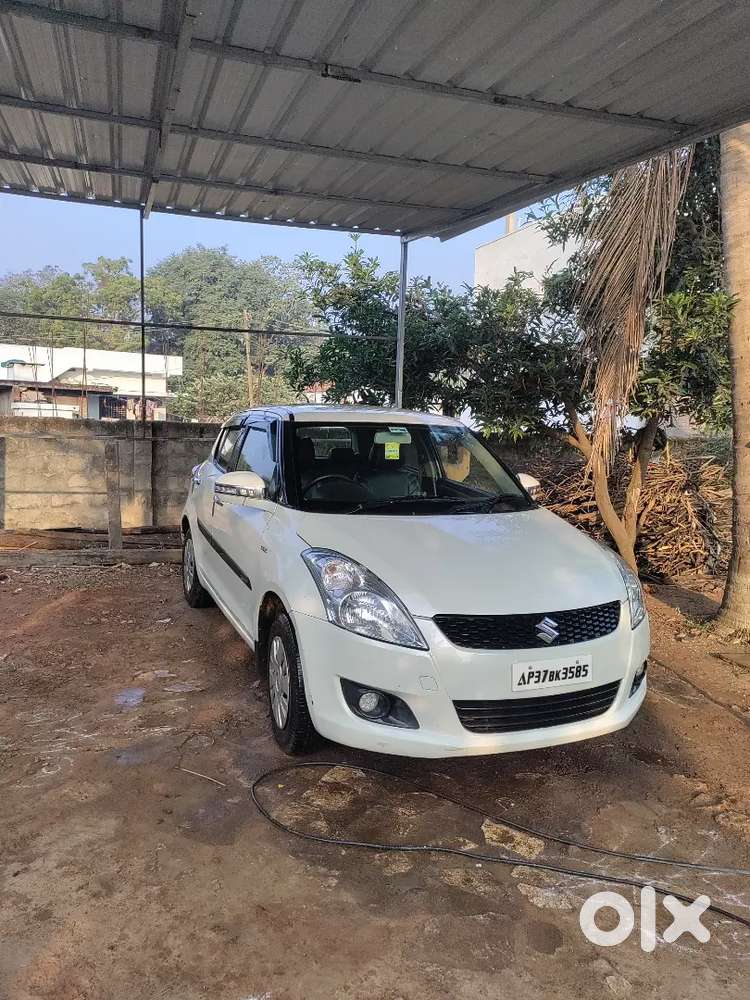Maruti Suzuki Swift 2012 Diesel 92000 Km Driven