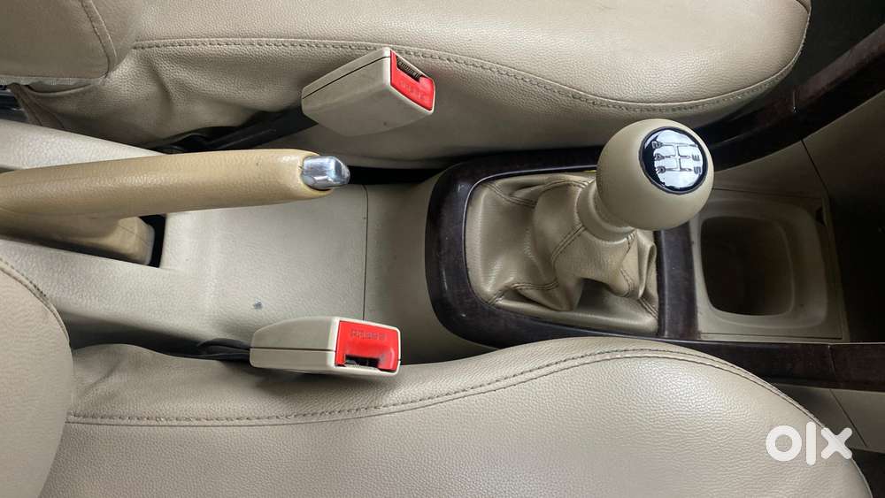 Maruti Suzuki Swift Dzire Vxi 1.2, 2013, Petrol