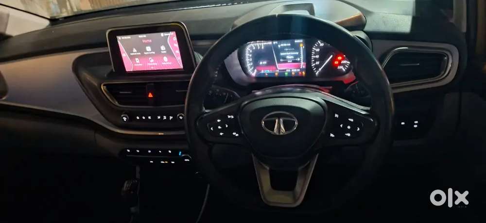 Tata Altroz 2020 Petrol 64000 Km Driven