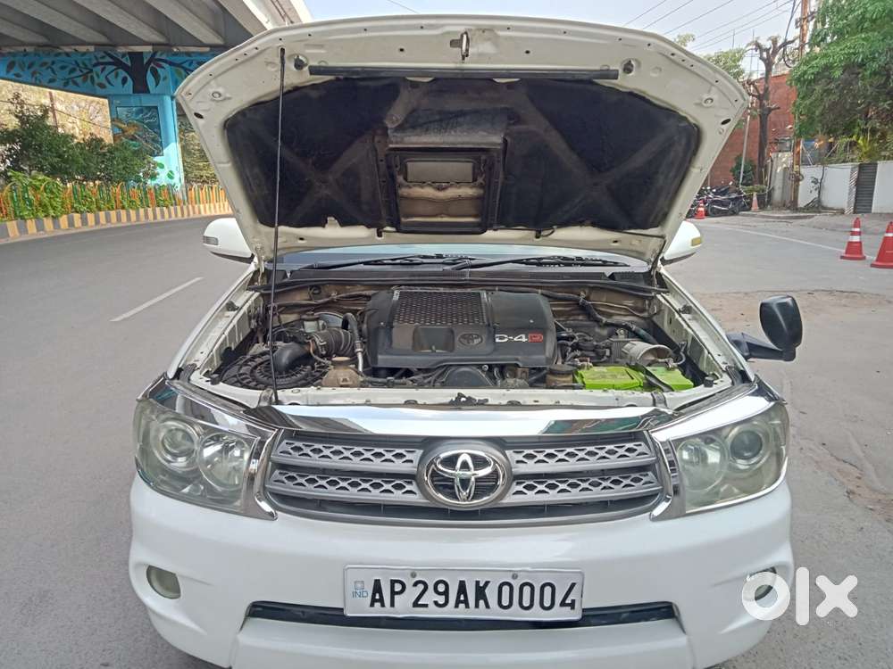 Toyota Fortuner 3.0 4x4 Manual, 2009, Diesel