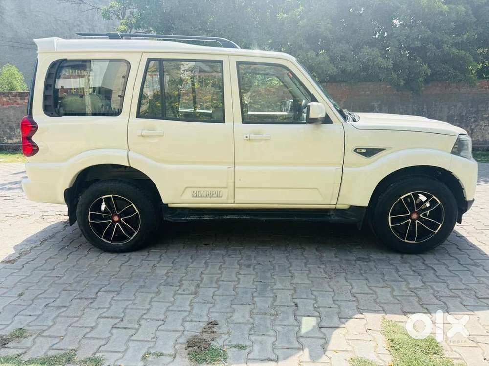 Mahindra Diesel Car 2019