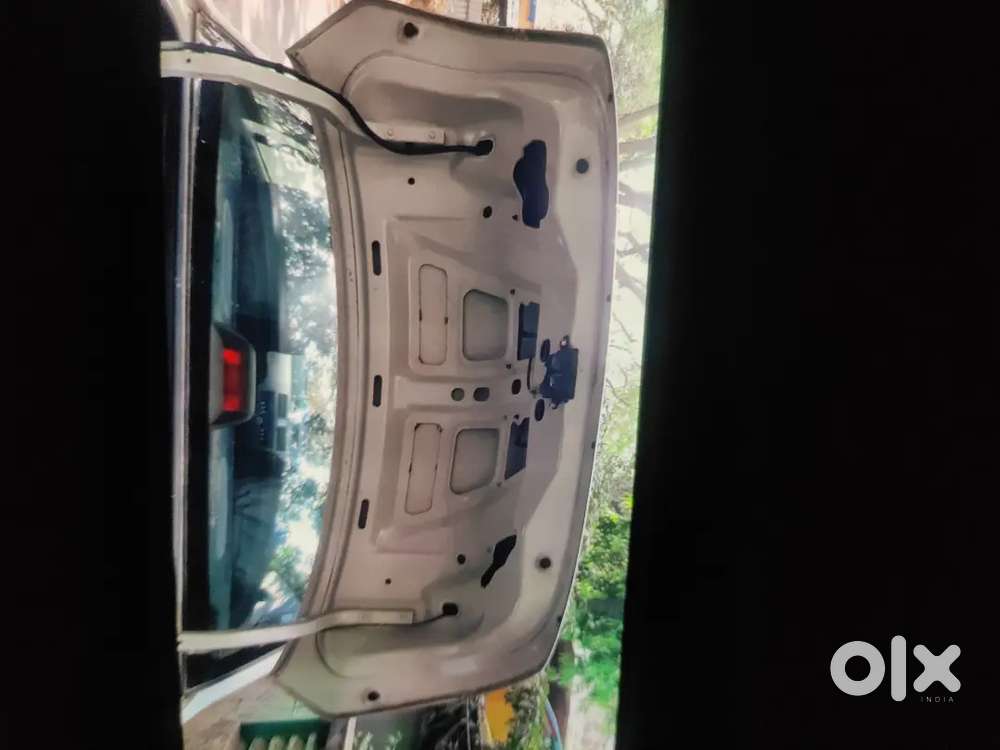 Maruti Suzuki Swift Dzire 2010