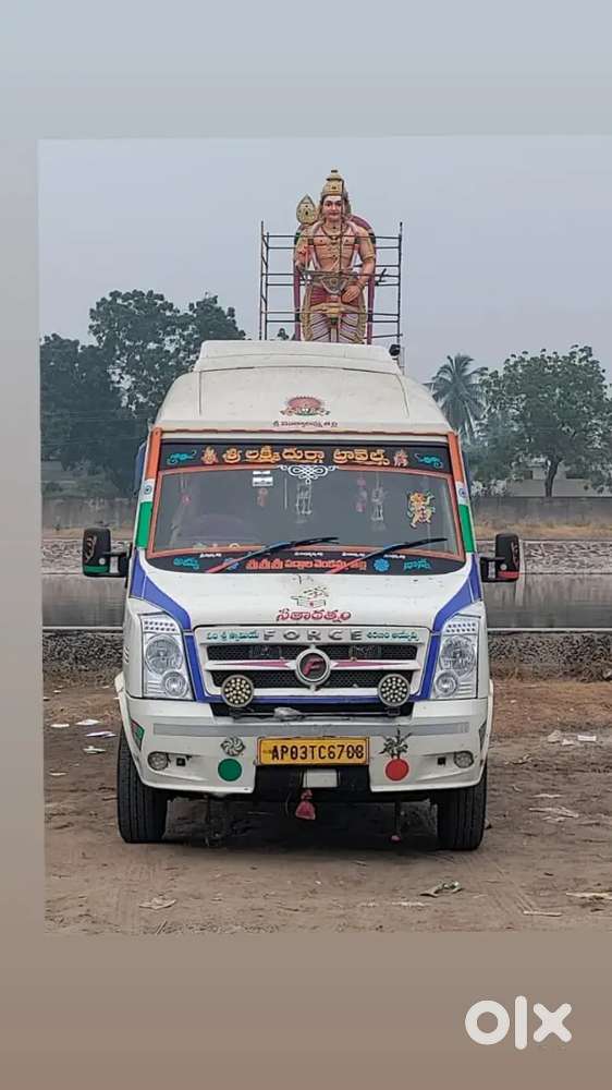 Force Motors Trax Cruiser 2014