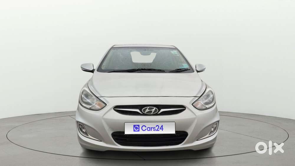 Hyundai Verna Fluidic 1.6 Vtvt Sx, 2014, Petrol