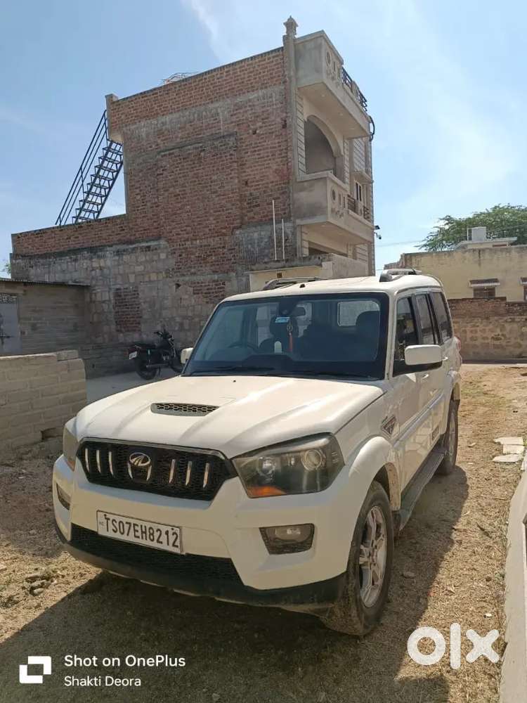 Mahindra Scorpio 2015 Diesel Well Maintained