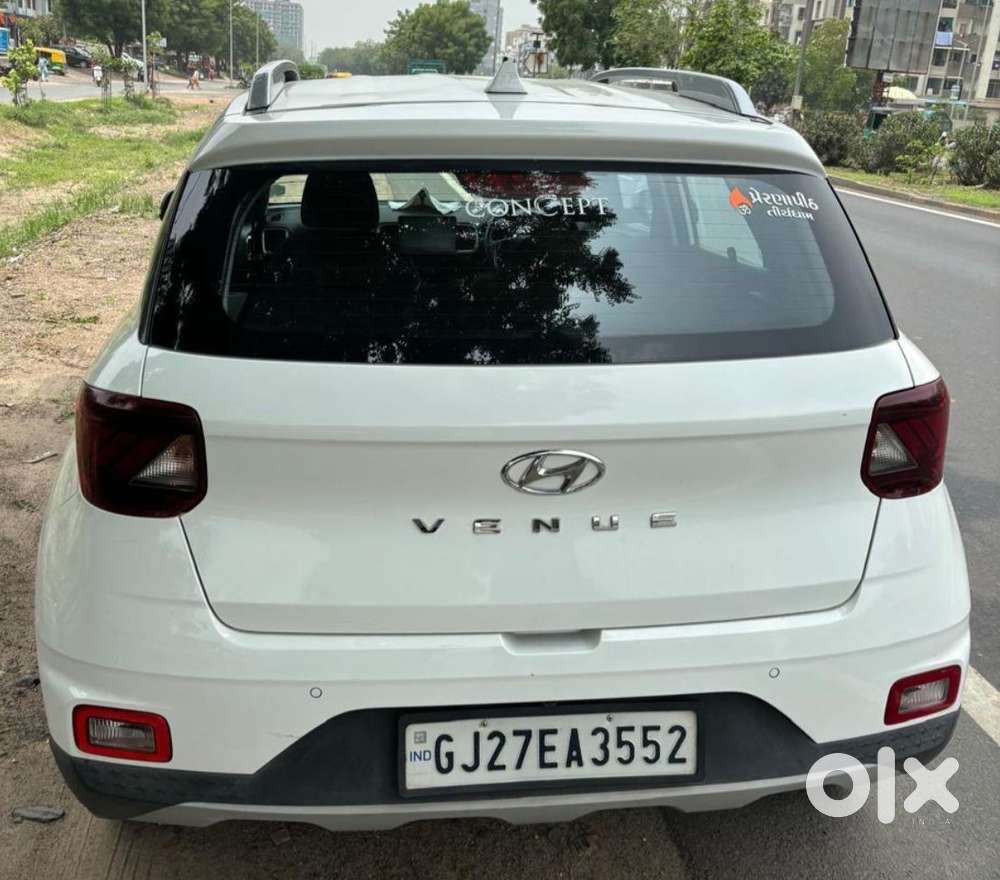 Hyundai Venue 1.2 S Plus, 2022, Petrol