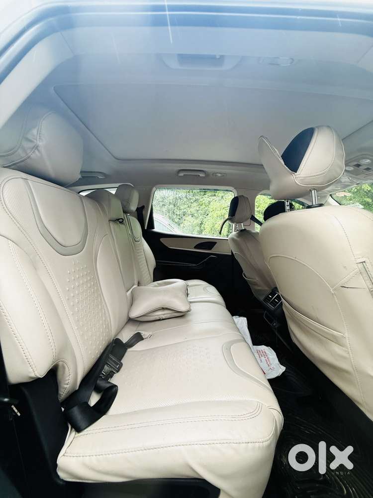 Mahindra Xuv700 2.2 Ax 7 Diesel Mt Str, 2022, Diesel