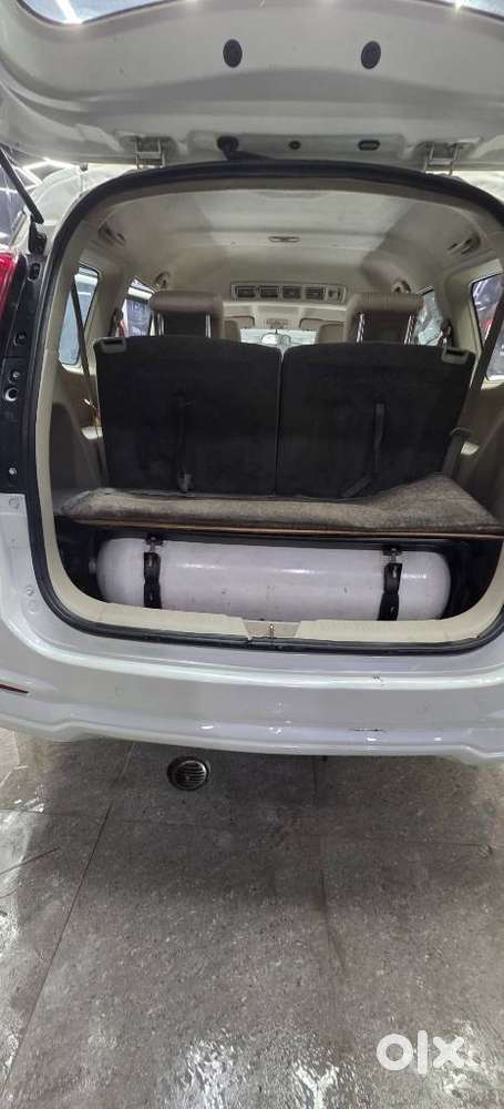 Maruti Suzuki Ertiga Vxi Cng, 2023, Cng & Hybrids