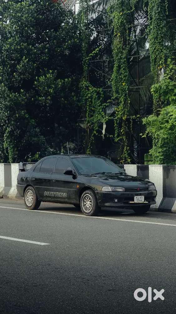 Mitsubishi Lancer 2000 Slx